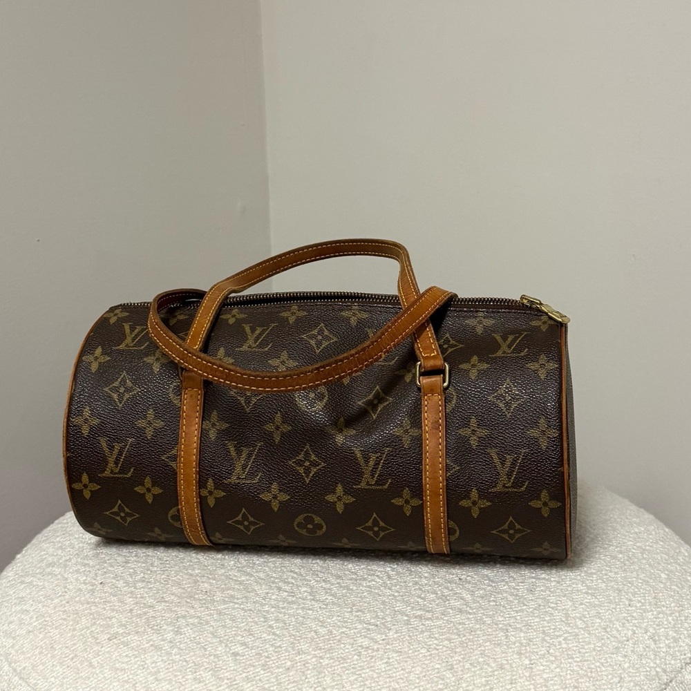 Louis Vuitton Papillon 26 Monogram Canvas